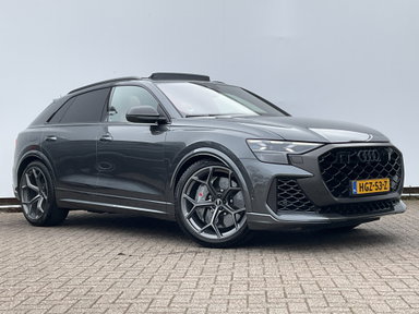 Foto van Audi RSQ8