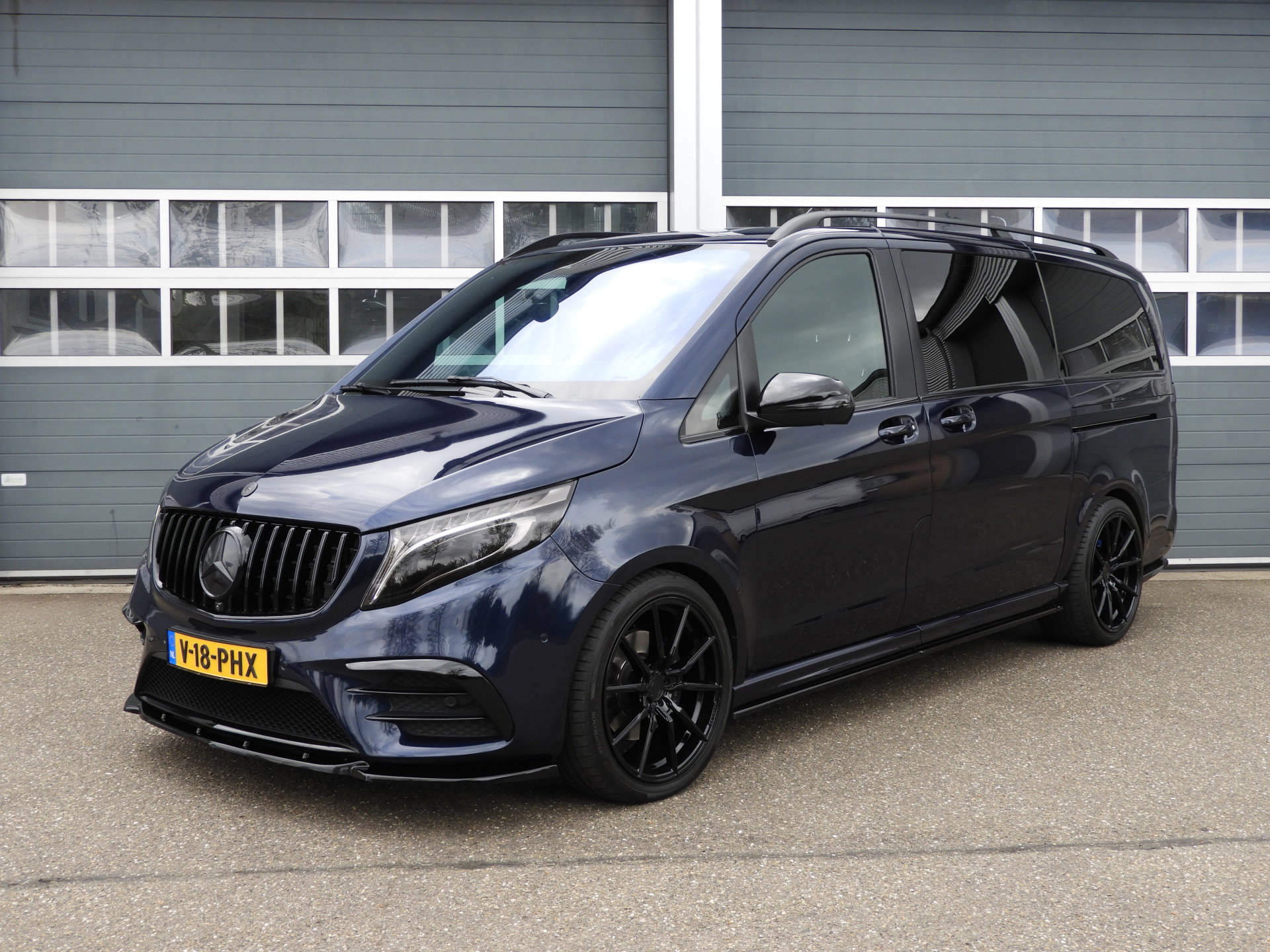 Foto van Mercedes-Benz V-Klasse