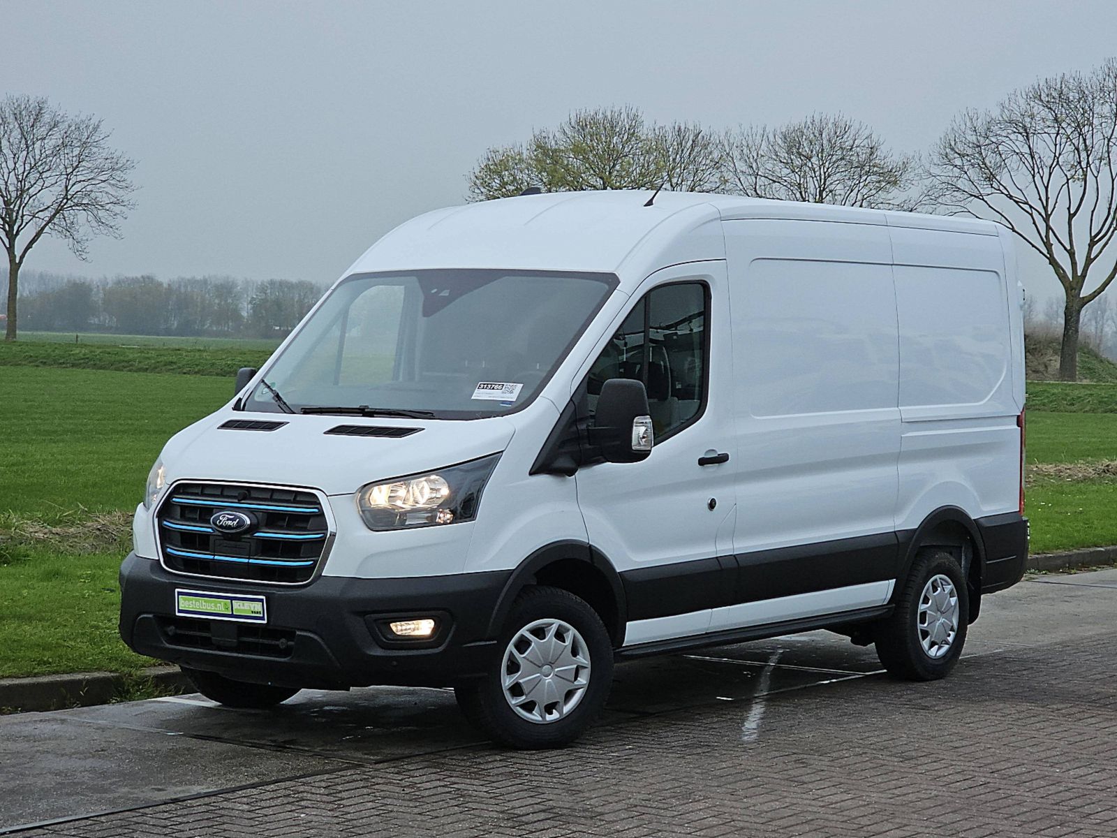 Foto van Ford E-Transit