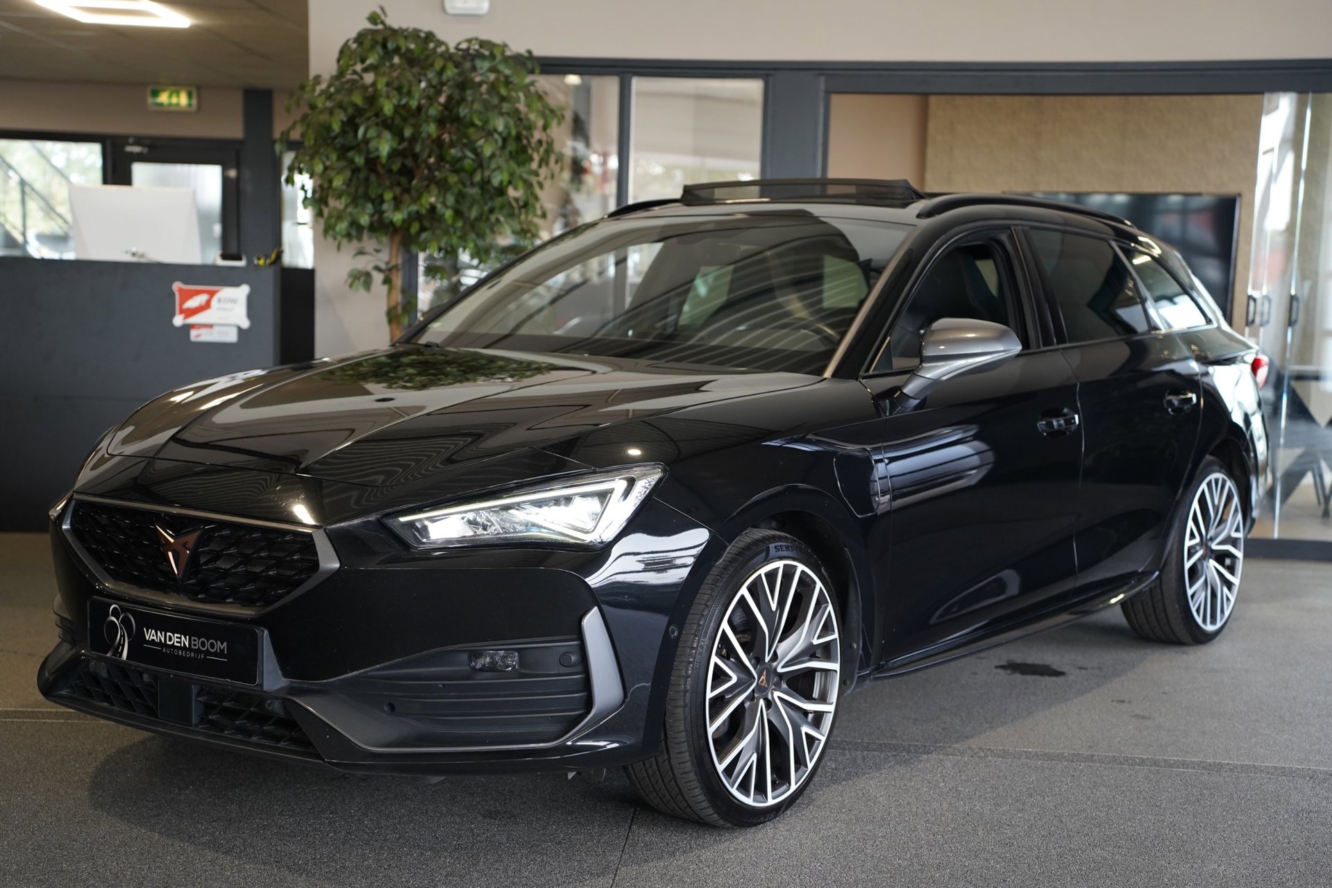 Foto van CUPRA Leon Sportstourer