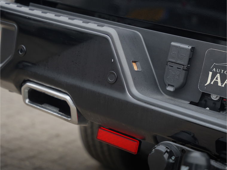GMC Sierra