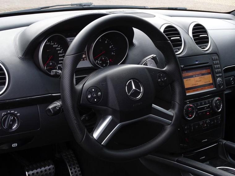 Mercedes-Benz M-Klasse