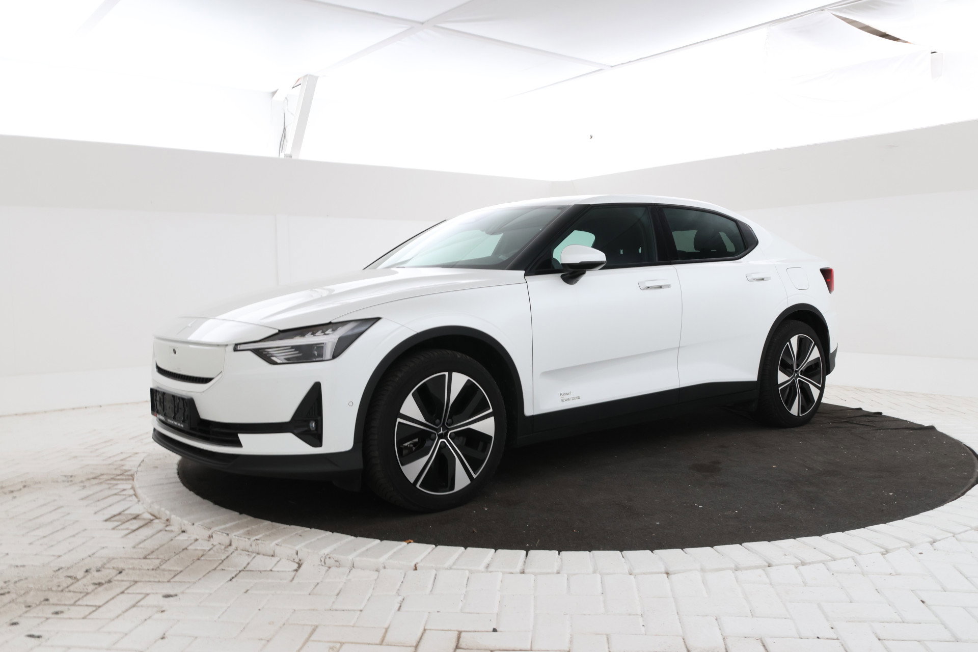 Foto van Polestar 2