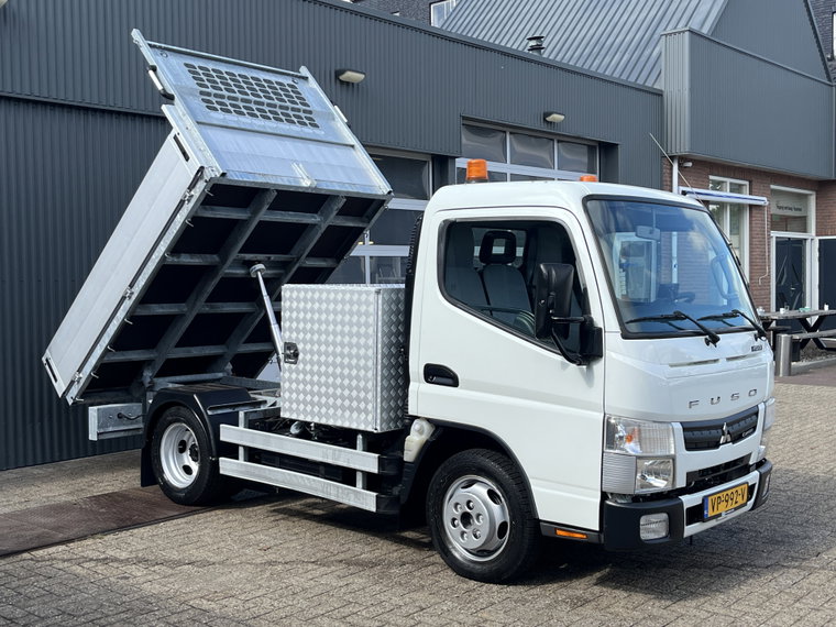 FUSO Canter