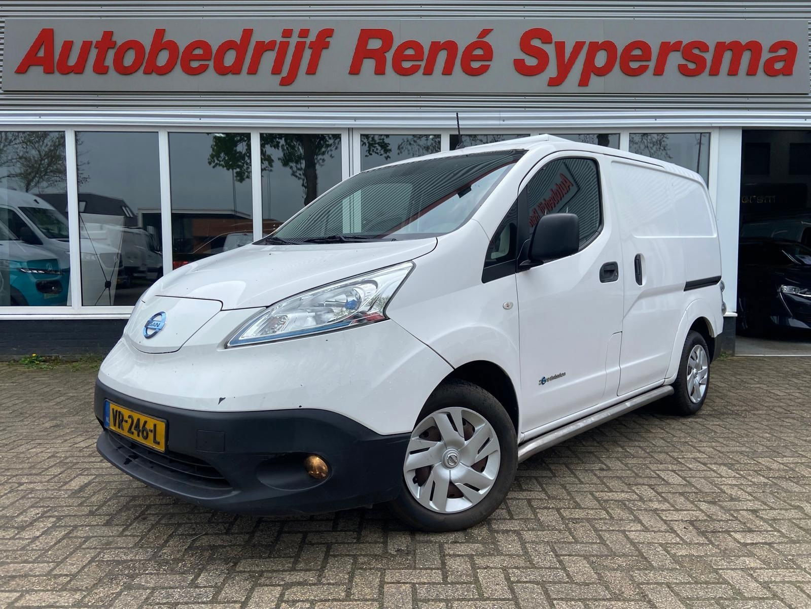 Foto van Nissan E-NV200