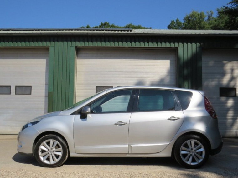 Renault Scénic foto 1