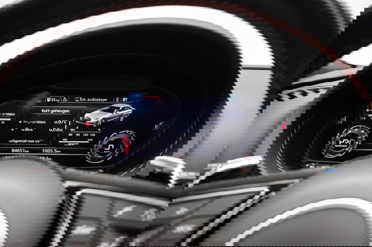 Audi RS3 Limousine