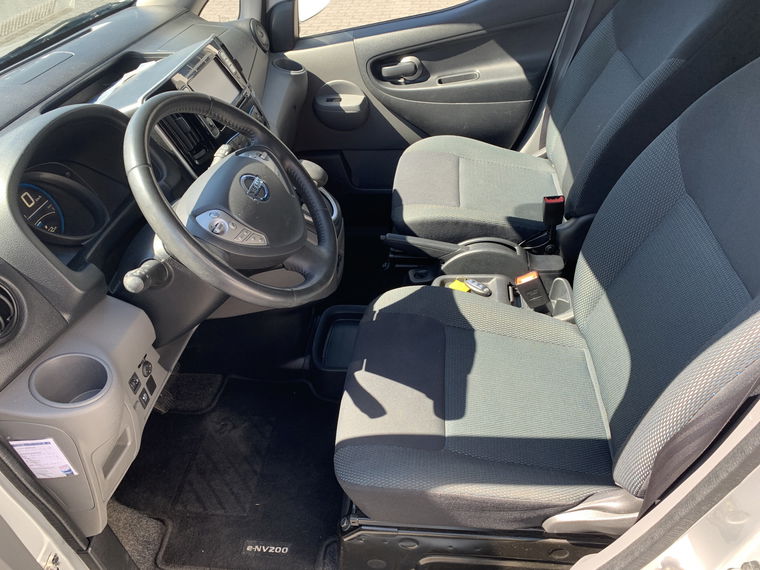 Nissan E-NV200