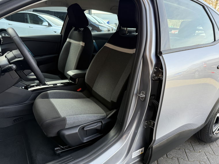 Citroën Ë-C4