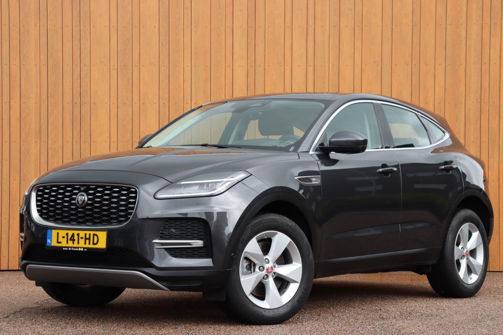 Foto van Jaguar E-PACE