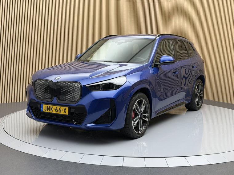 Foto van BMW iX1