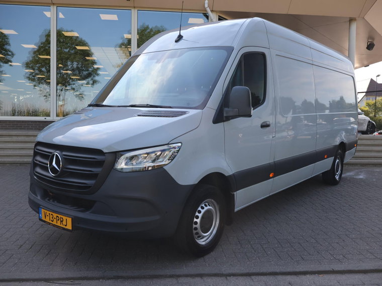Mercedes-Benz Sprinter foto 1