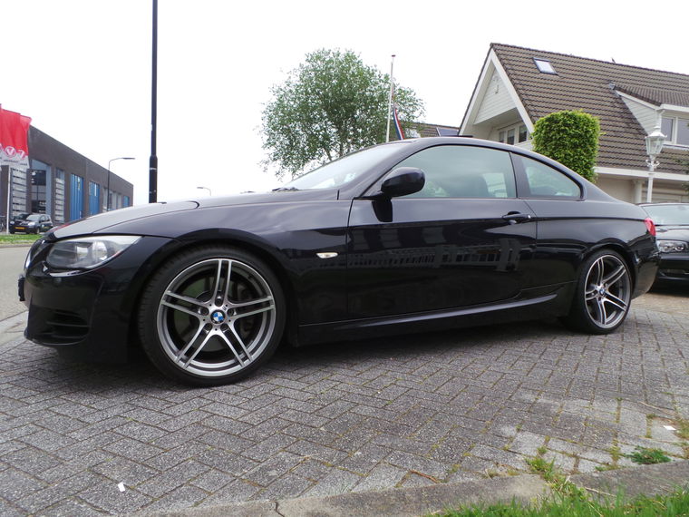 BMW 3-SERIE coupe