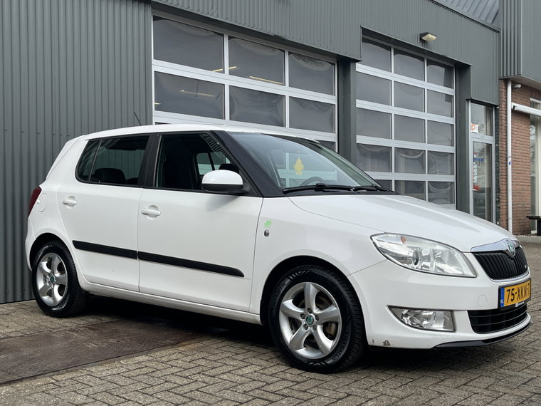 Škoda Fabia foto 1