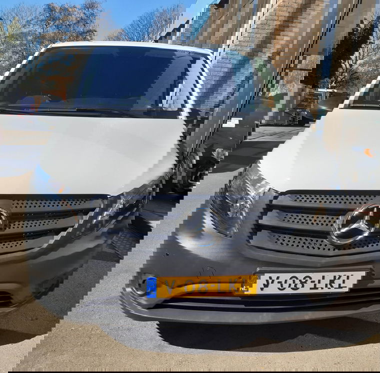 Mercedes-Benz eVito