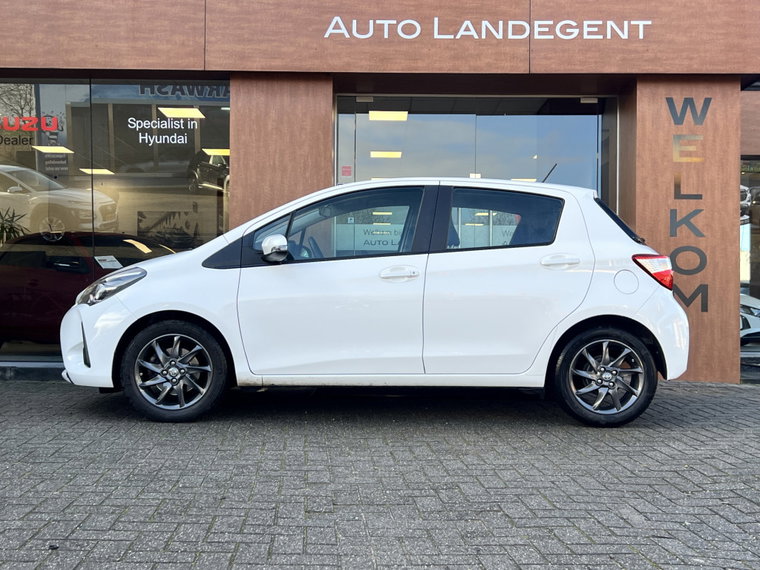 Toyota Yaris foto 1