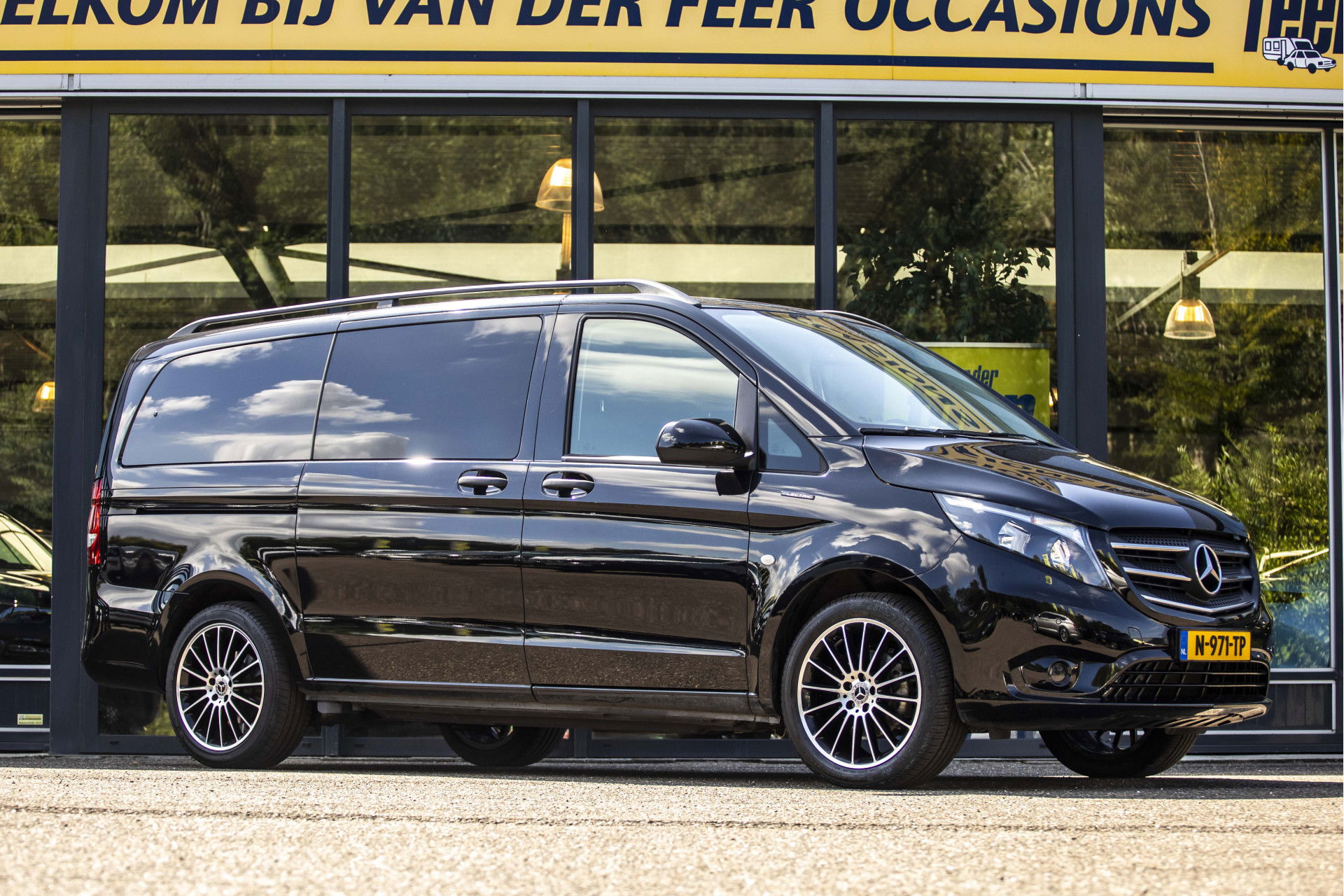 Mercedes-Benz EVITO TOURER