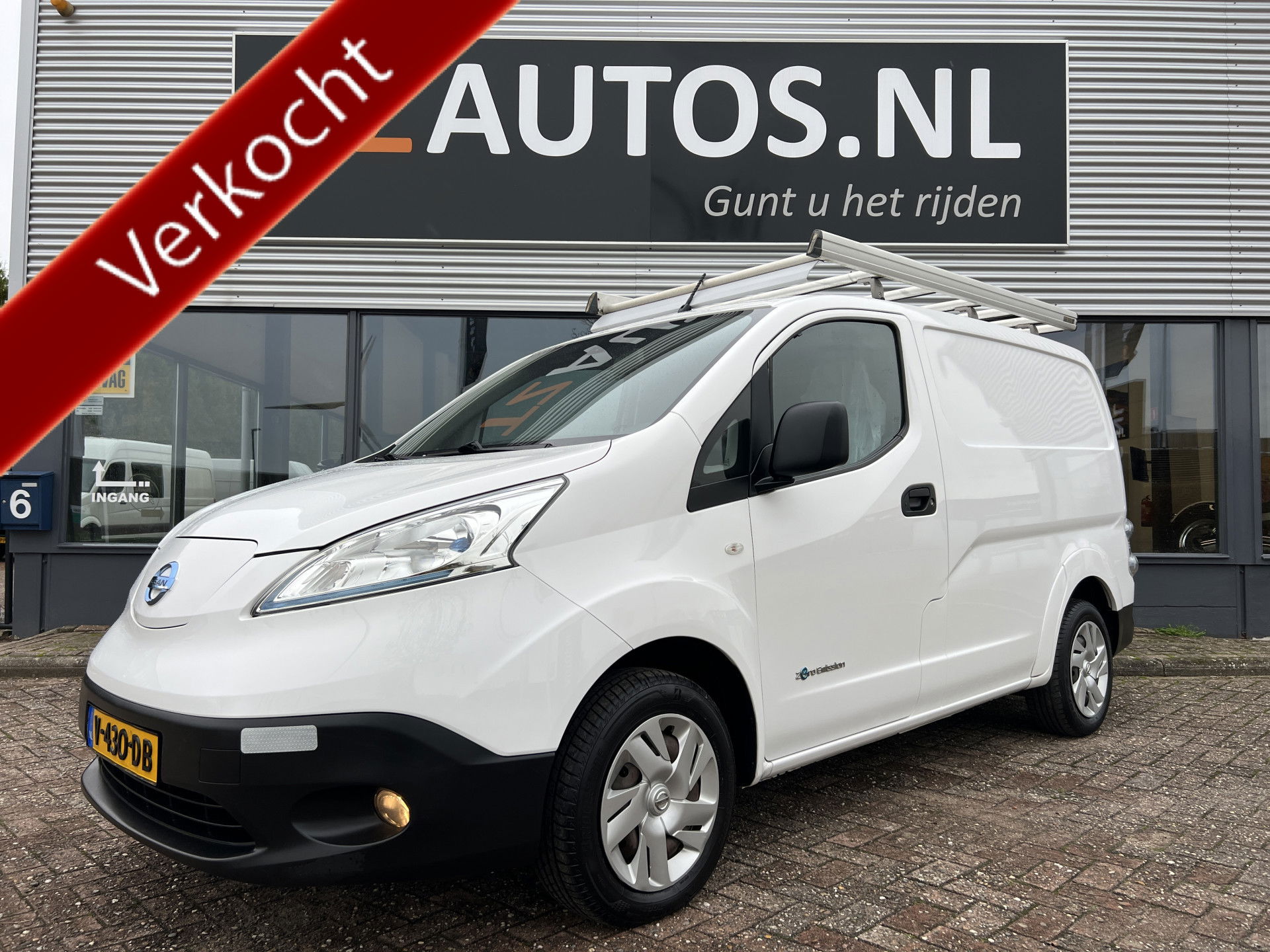 Foto van Nissan E-NV200