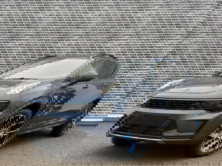 Foto van Lynk & Co 01