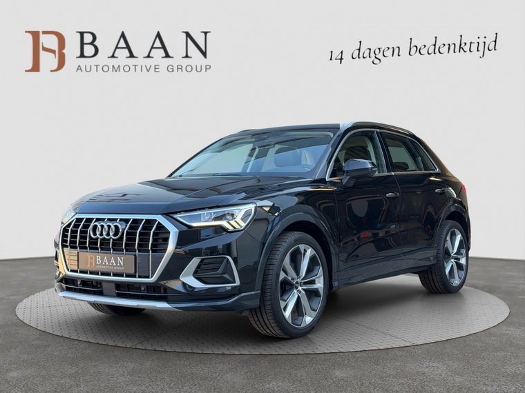 Audi Q3 foto 1