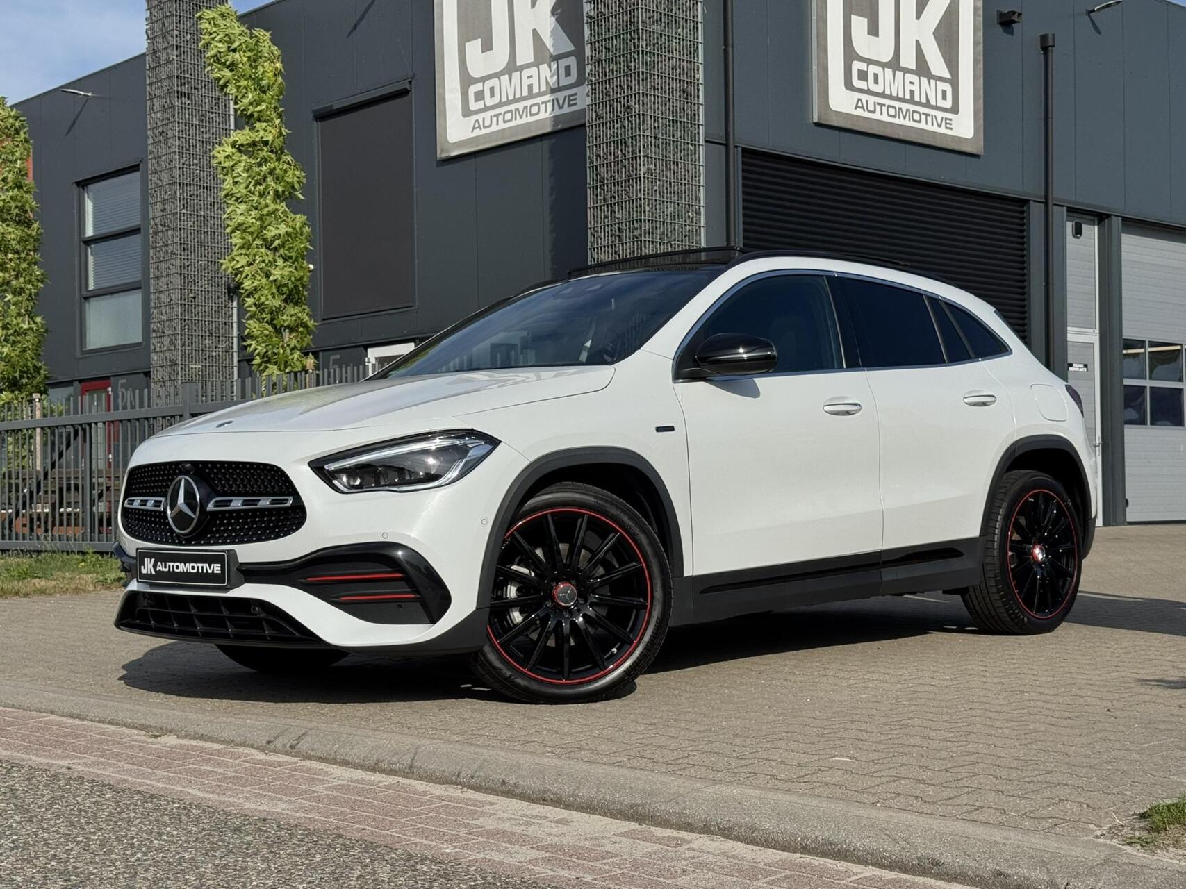 Foto van Mercedes-Benz GLA