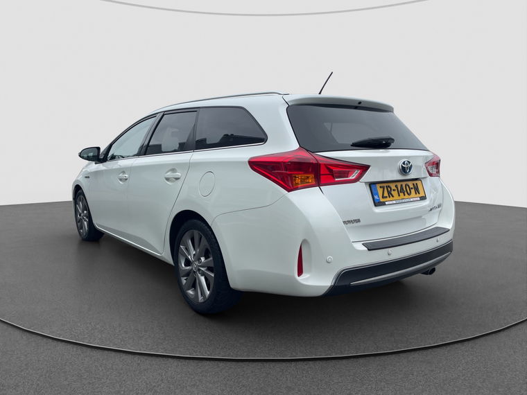 Toyota Auris Touring Sports
