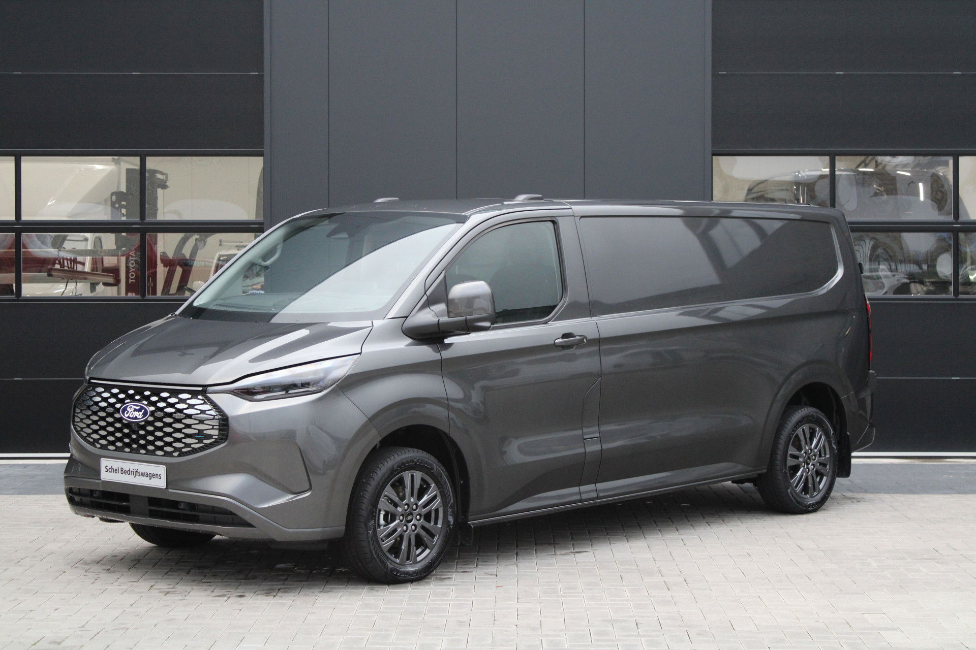 Foto van Ford E-Transit Custom