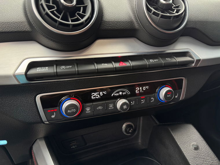 Audi SQ2