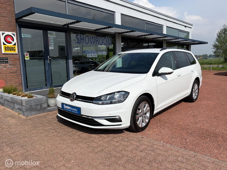 Foto van Volkswagen Golf