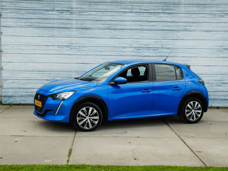 Peugeot e-208