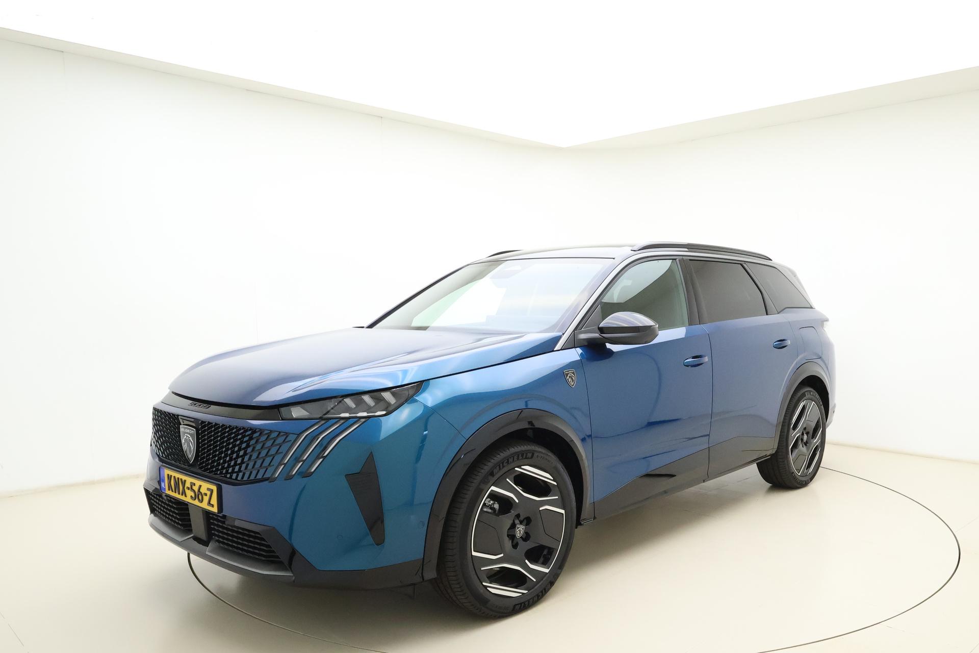 Foto van Peugeot e-5008