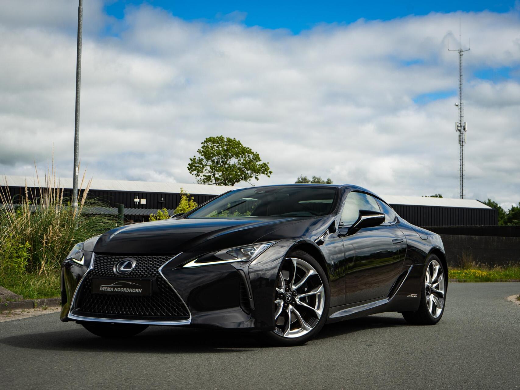 Foto van Lexus LC