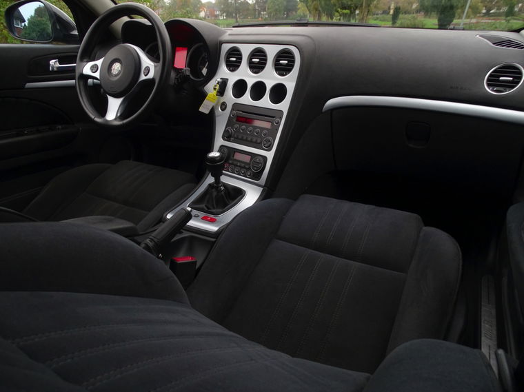 Alfa Romeo 159