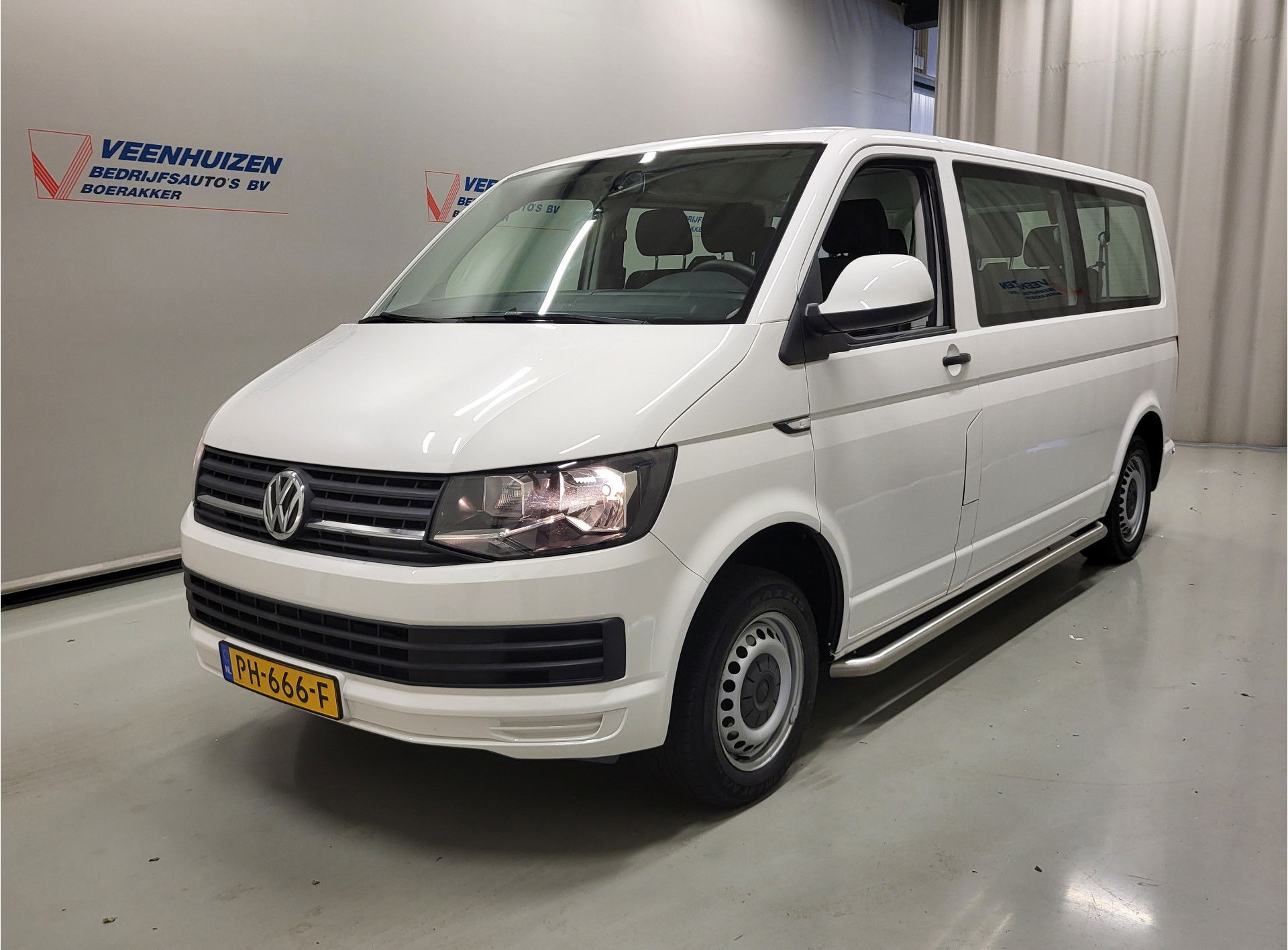 Foto van Volkswagen Transporter Kombi