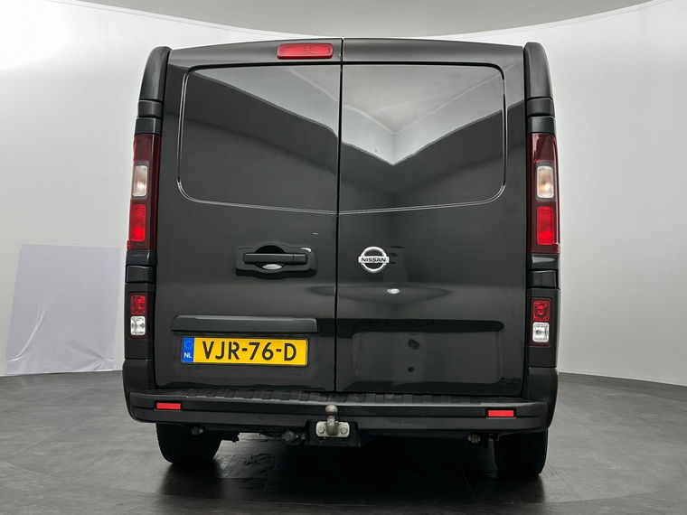 Nissan NV300