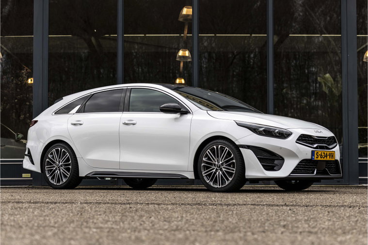 Kia ProCeed