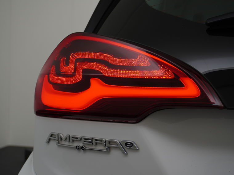 Opel Ampera-E