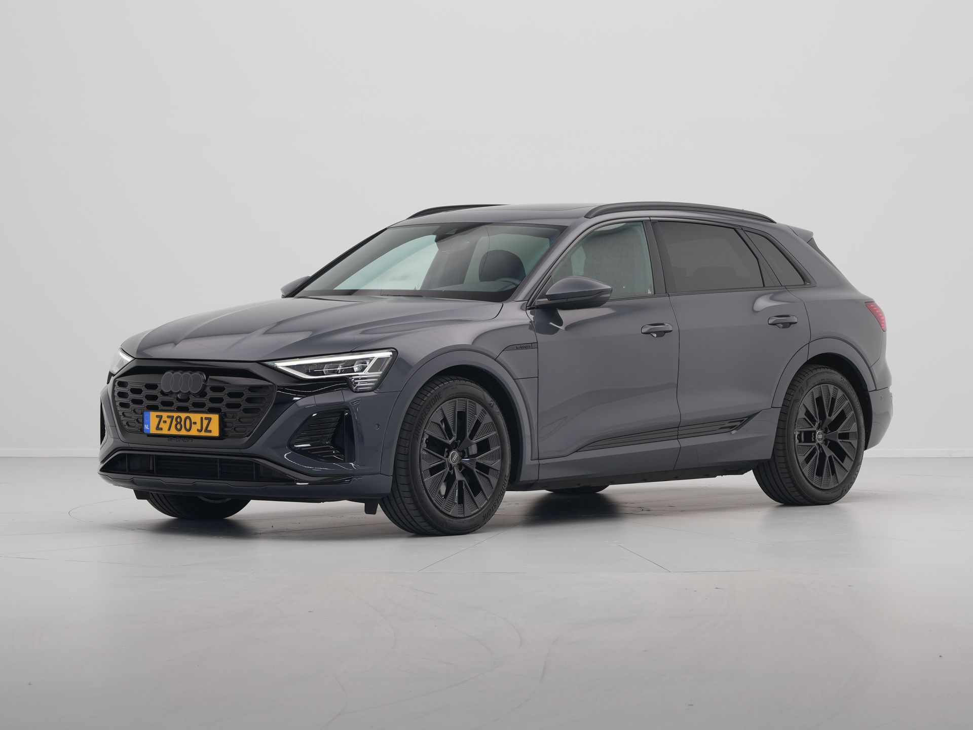 Foto van Audi Q8 e-tron