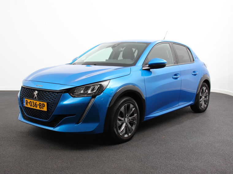 Peugeot e-208