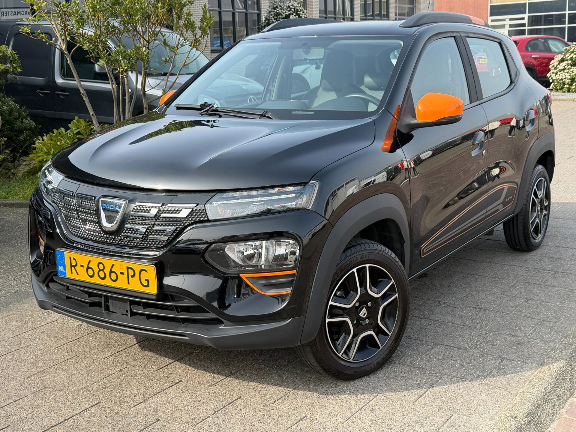 Foto van Dacia Spring