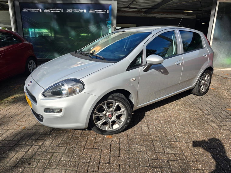Foto van Fiat Punto