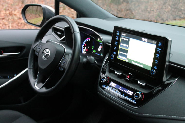 Toyota Corolla Touring Sports