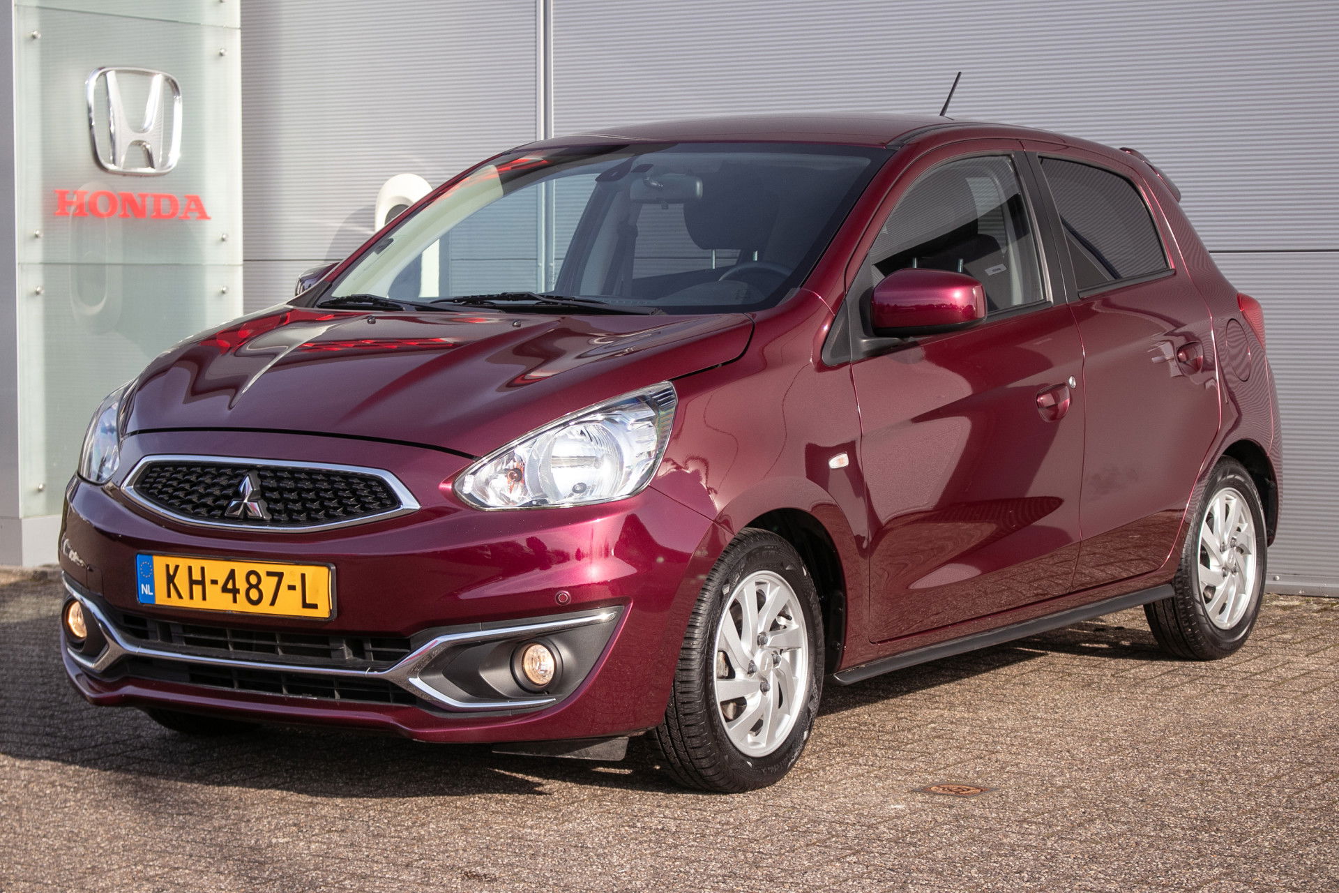 Foto van Mitsubishi Space Star