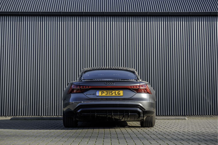 Audi e-tron GT