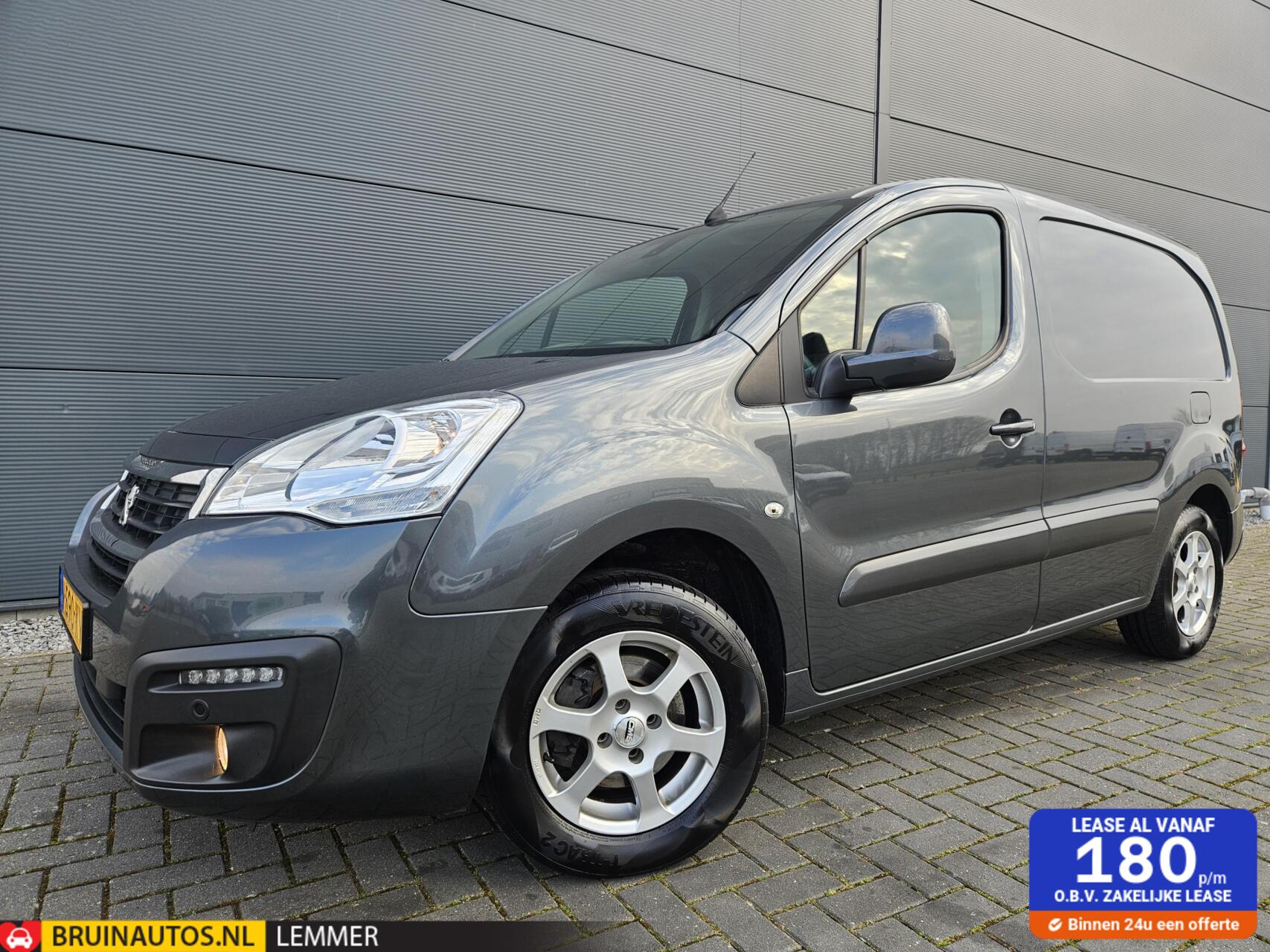 Foto van Peugeot Partner