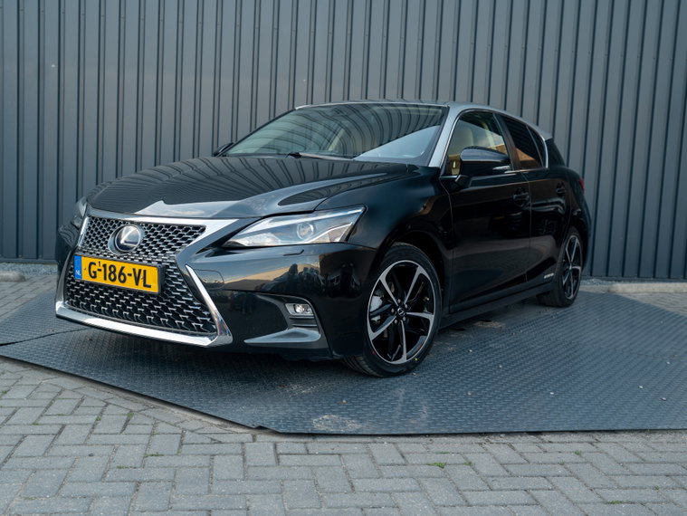 Foto van Lexus CT