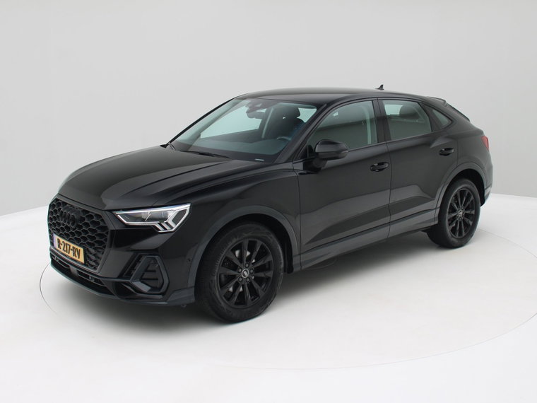 Audi Q3 foto 1