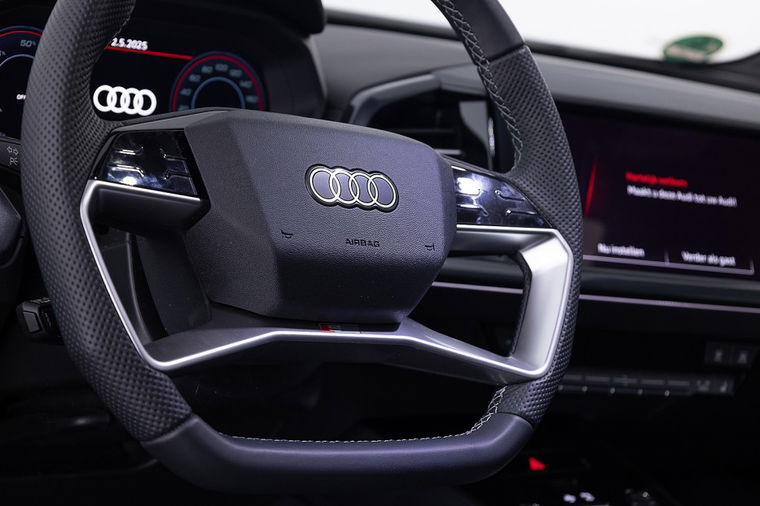 Audi Q4