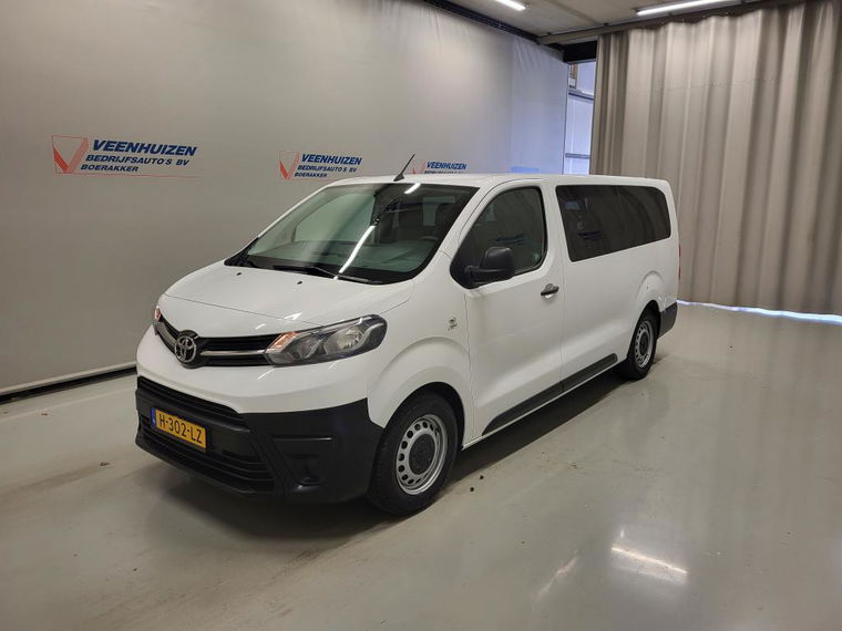 Toyota Proace Shuttle