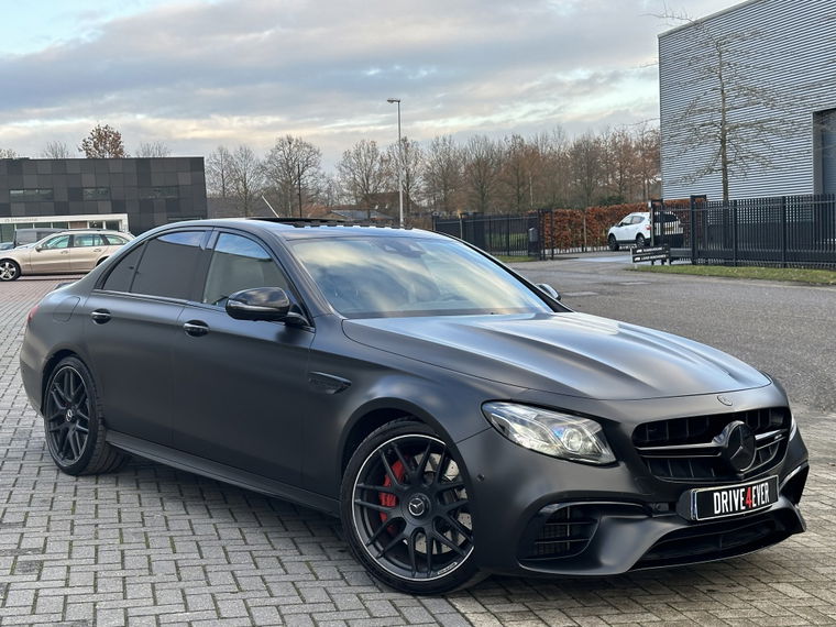Mercedes-Benz E-Klasse